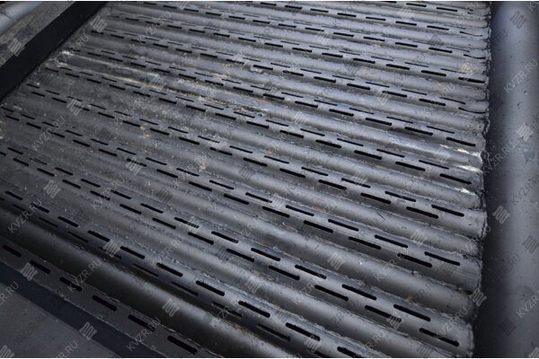 Топка с охлаждаемыми колосниками котла КВД-1.0 МВт на дровах